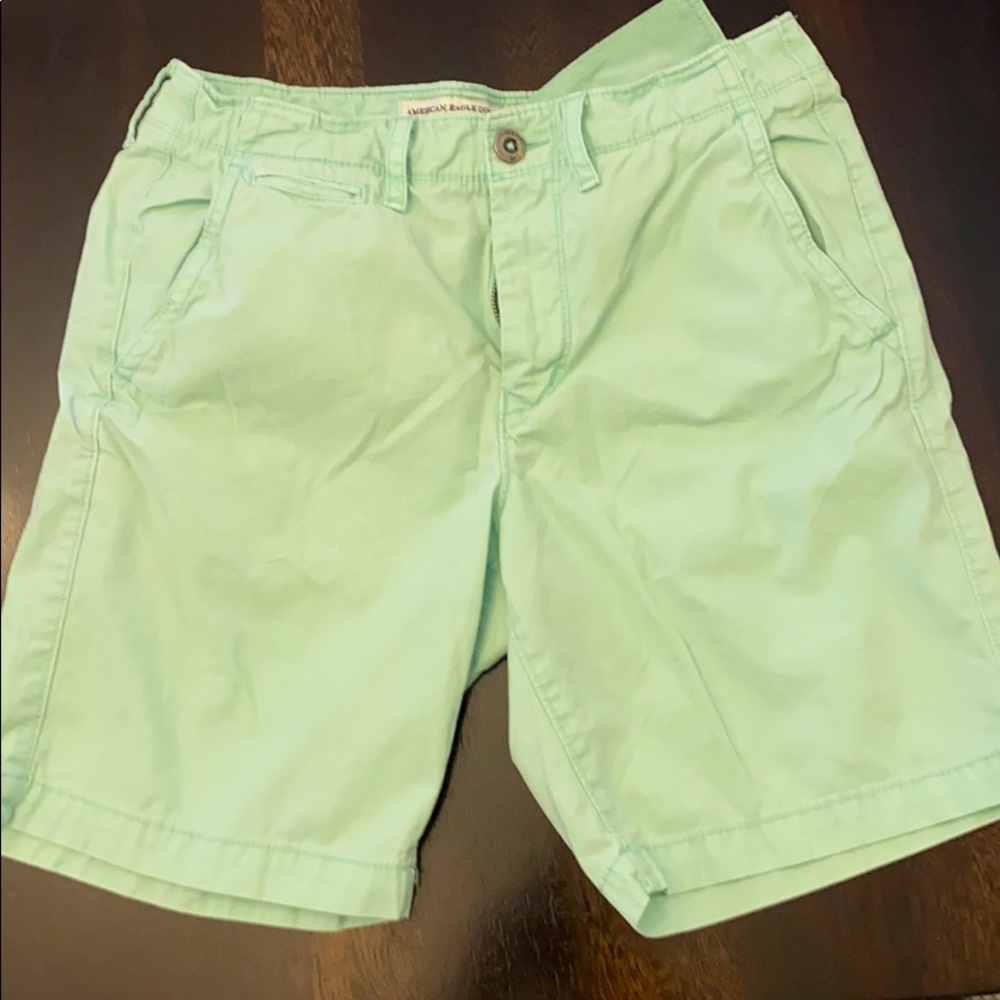 American Eagle | Prep | Above the knee